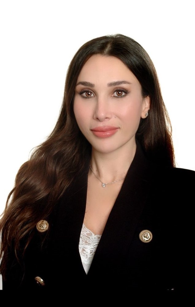 Me Mirna Halabi